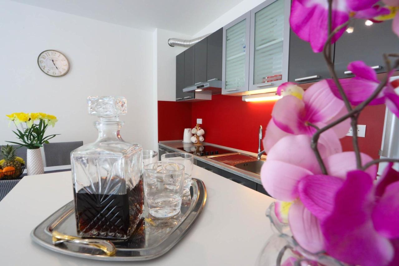 Apartman Petra Makarska Esterno foto