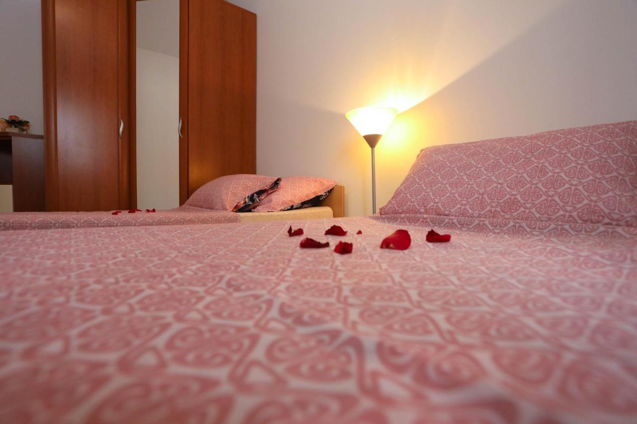 Apartman Petra Makarska Esterno foto