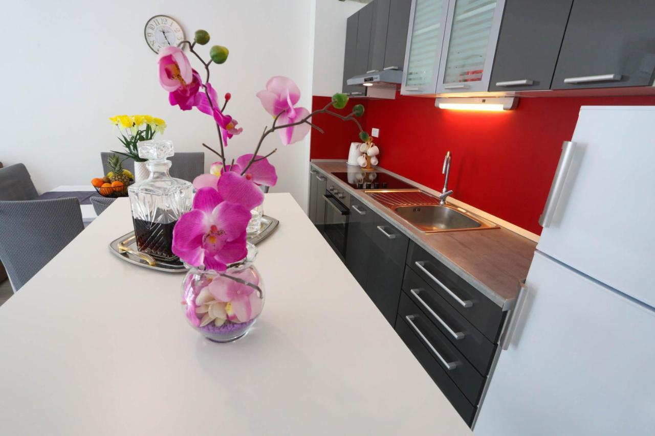 Apartman Petra Makarska Esterno foto