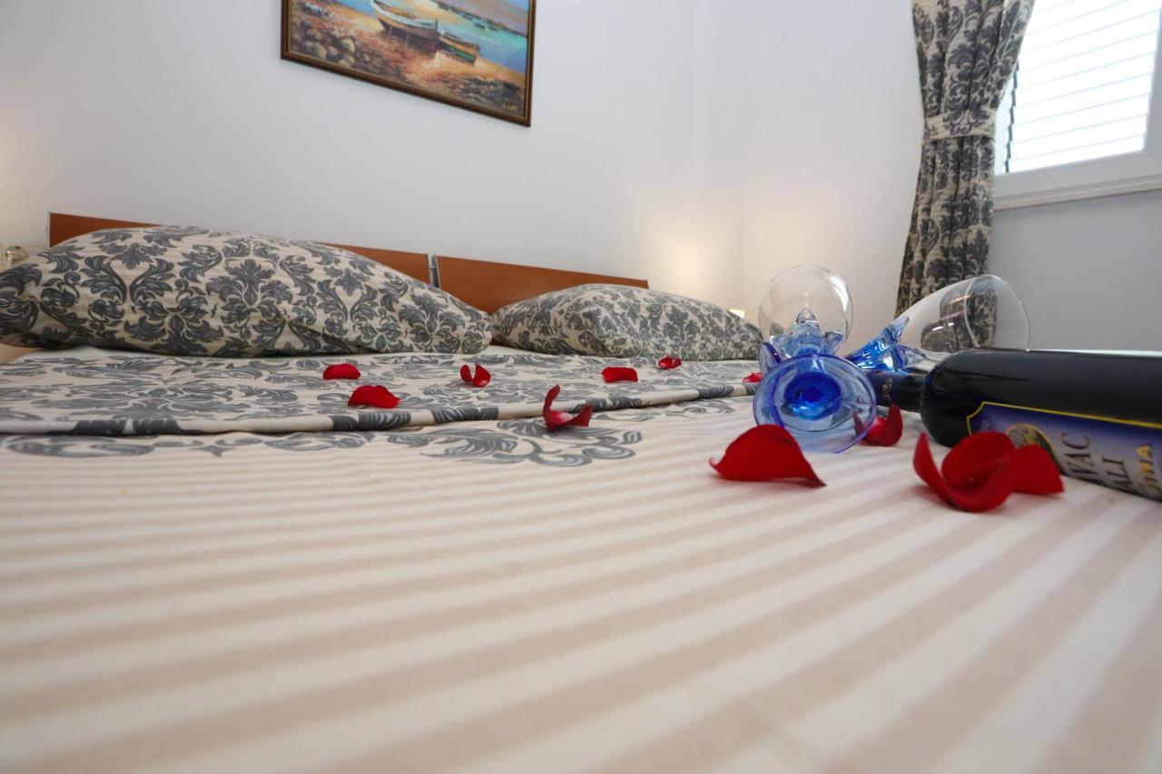 Apartman Petra Makarska Esterno foto