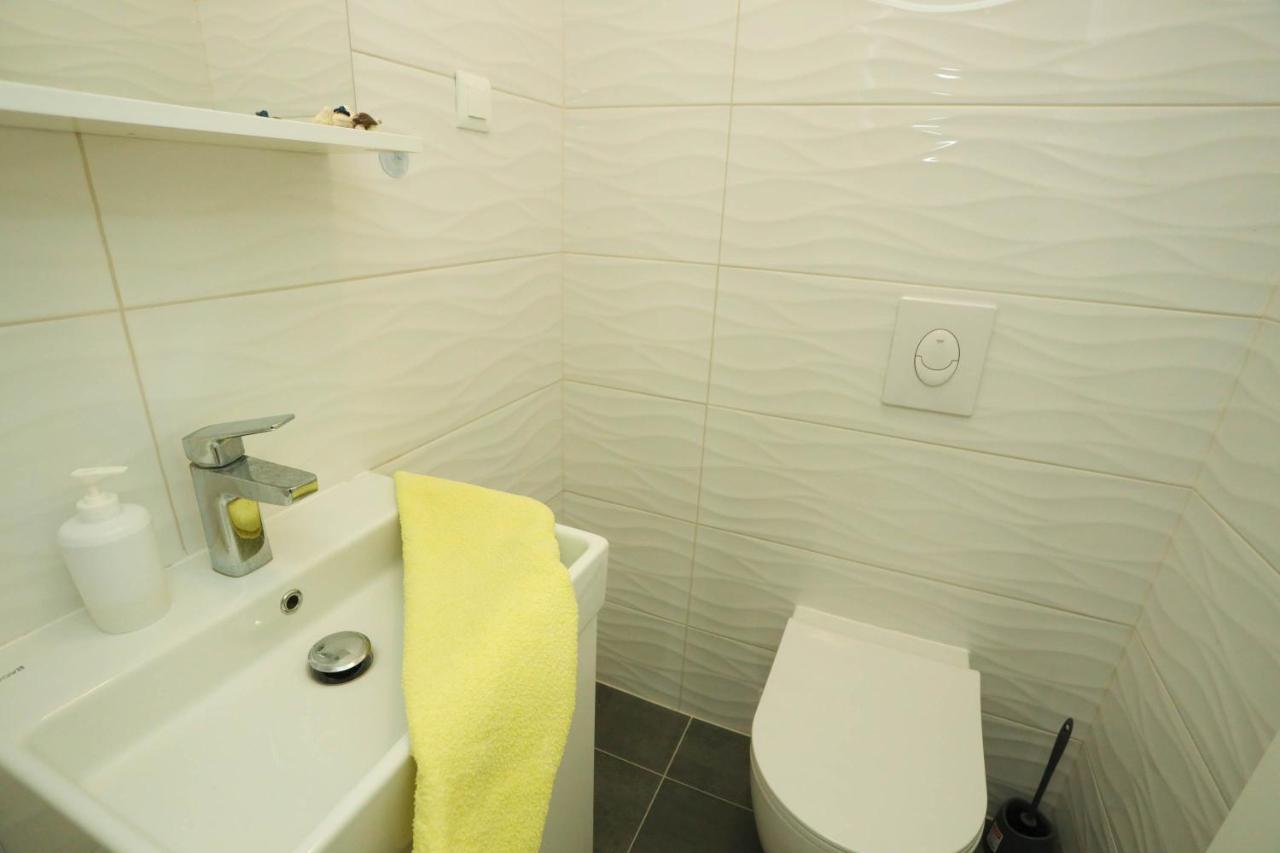 Apartman Petra Makarska Esterno foto