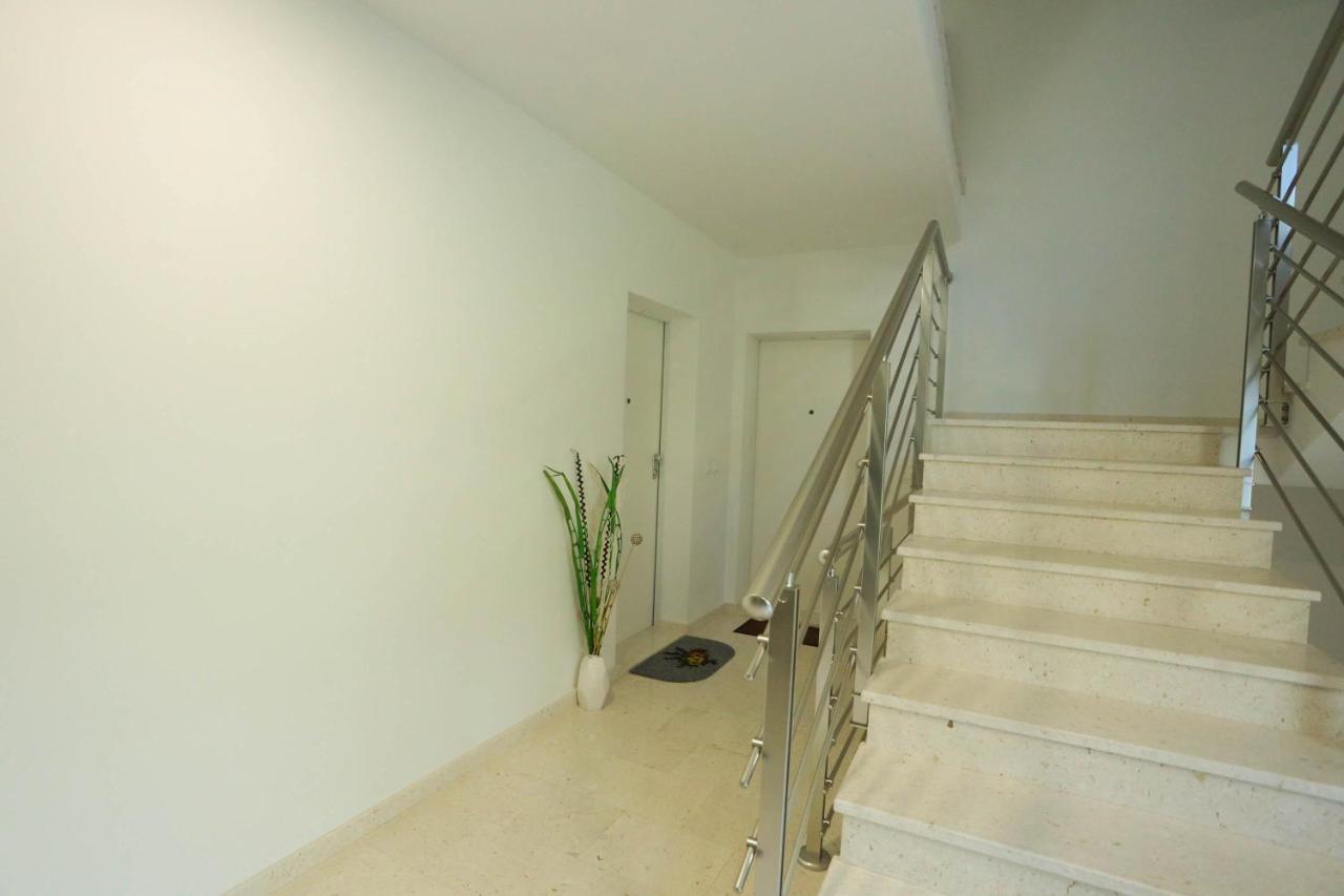 Apartman Petra Makarska Esterno foto